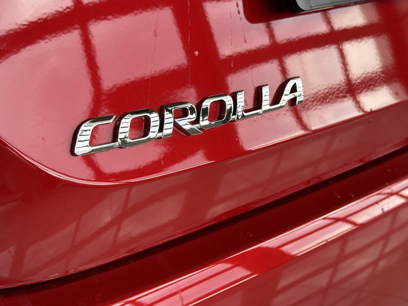 Toyota Corolla SD 1.8 HEV – GR SPORT full