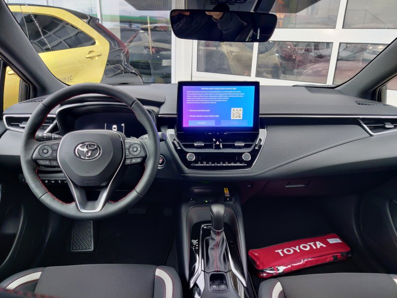 Toyota Corolla TS 1,8 HEV GR-Sport Dyn. AKCE full