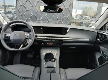 DS Automobiles DS4 full