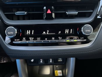 Toyota Corolla Cross 2.0 HEV 4×2 – STYLE TECH full