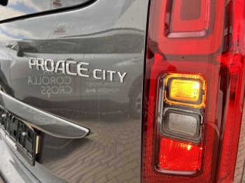Toyota ProAce City Verso 1.5D-6MT – LONG FAMILY 7S full