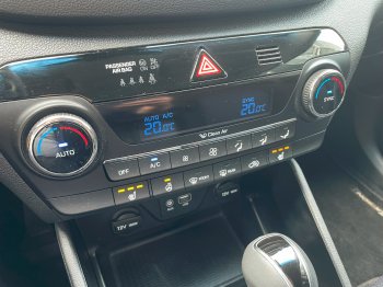 Hyundai Tucson TRIKOLOR 1.7 CRDi 104 kW full