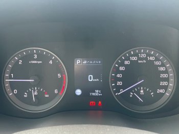 Hyundai Tucson TRIKOLOR 1.7 CRDi 104 kW full