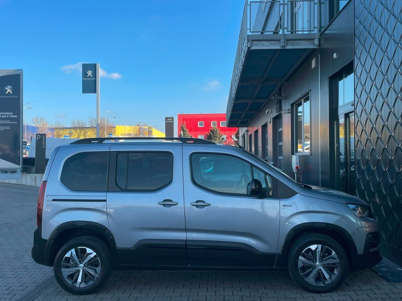 Peugeot Rifter GT LINE 1.5 BlueHDi 96 kW full