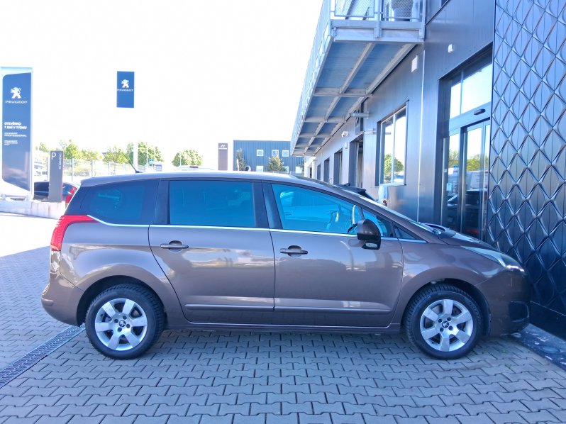 Peugeot 5008 ACTIVE 1.6 HDi 88 kW full