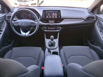 Hyundai i30 GO! 1.4 T-GDi 103 kW full