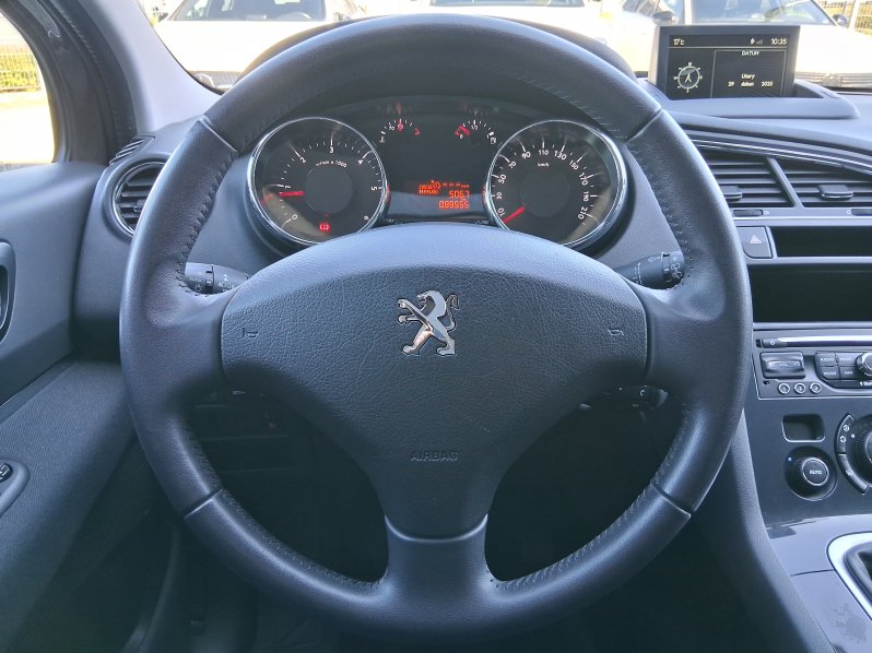 Peugeot 5008 ACTIVE 1.6 HDi 88 kW full