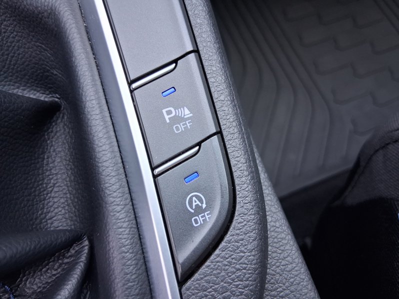 Hyundai i30 GO! 1.4 T-GDi 103 kW full