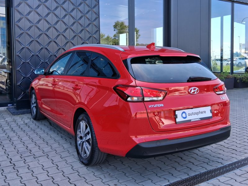 Hyundai i30 GO! 1.4 T-GDi 103 kW full