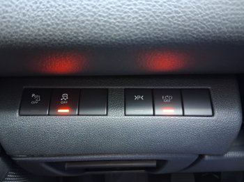Peugeot 5008 ACTIVE 1.6 HDi 88 kW full