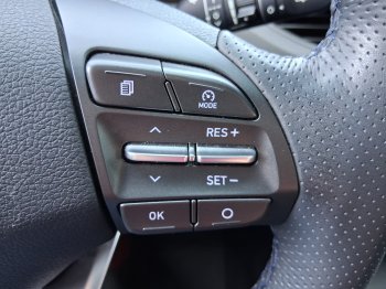 Hyundai i30 GO! 1.4 T-GDi 103 kW full