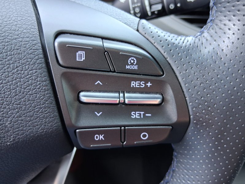 Hyundai i30 GO! 1.4 T-GDi 103 kW full