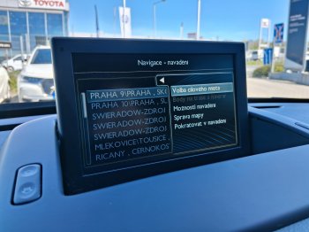 Peugeot 5008 ACTIVE 1.6 HDi 88 kW full