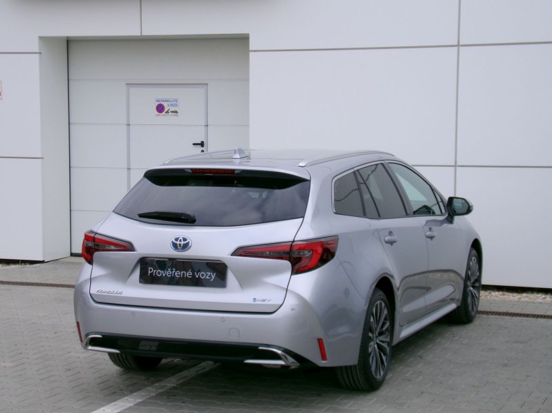 Toyota Corolla TS STYLE TECH 1.8 HYBRID CVT full