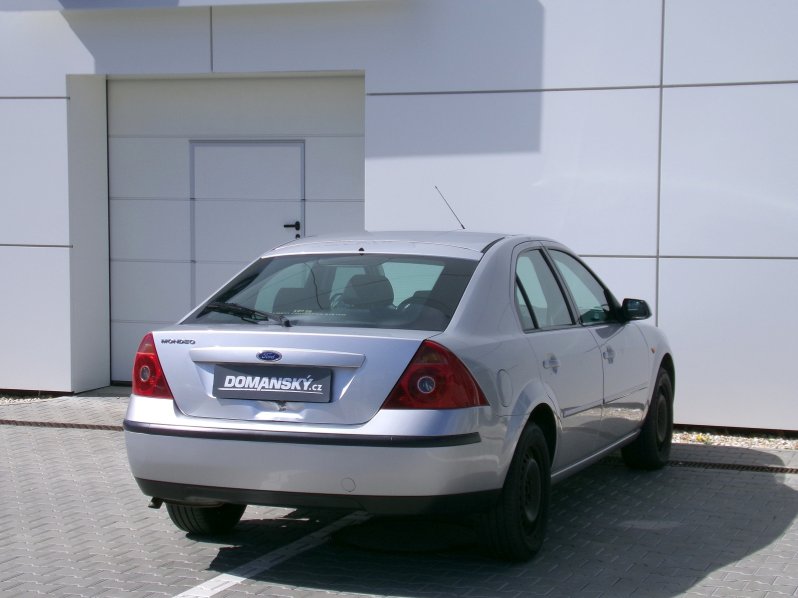 Ford Mondeo 1,8 92kW full