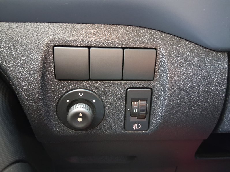 Peugeot Partner Tepee PREMIUM 1.6 HDi 66 kW full