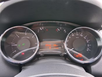 Peugeot 5008 ALLURE 1.6 HDi 84 kW full