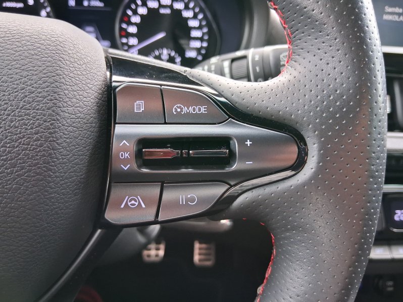 Hyundai i30 N LINE 1.5 T-GDi 117 kW full