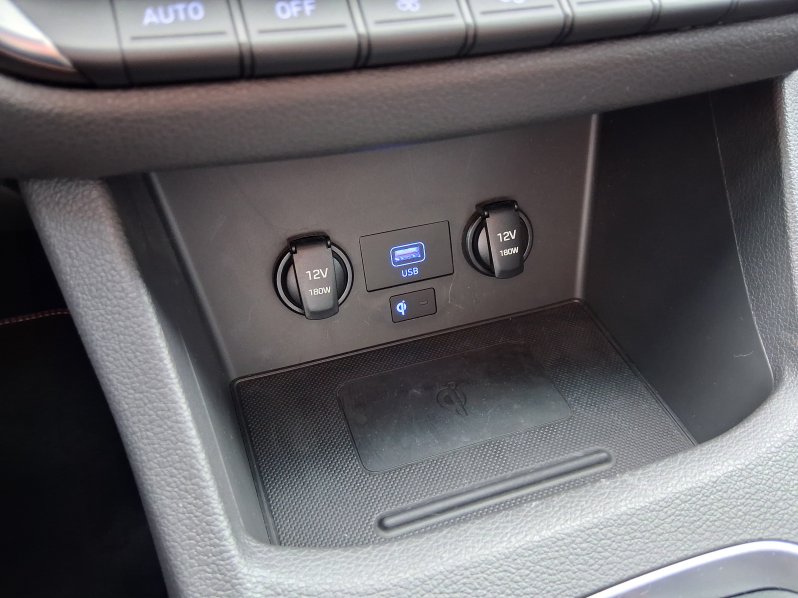 Hyundai i30 N LINE 1.5 T-GDi 117 kW full