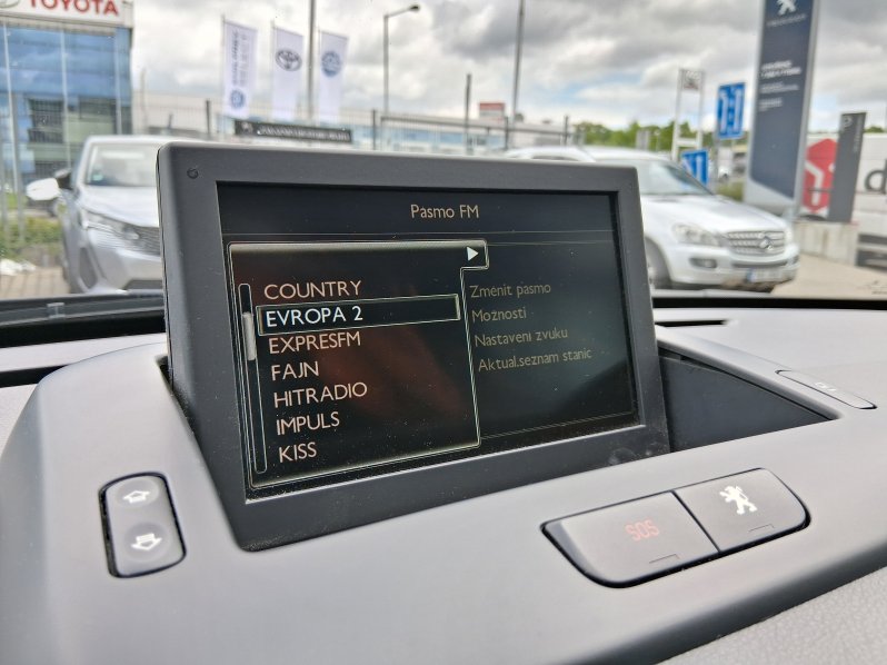 Peugeot 5008 ALLURE 1.6 HDi 84 kW full