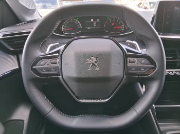 Peugeot 208 ACTIVE PACK  1.2 PT 74 kW full