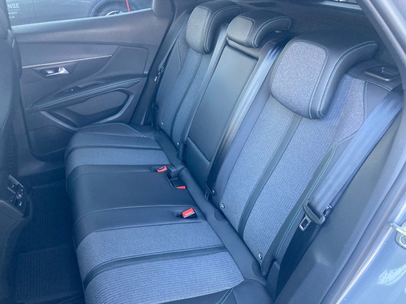 Peugeot 3008 ALLURE PACK 1.5 BHDi 96 kW full