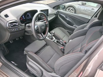 Hyundai i30 N LINE 1.5 T-GDi 117 kW full