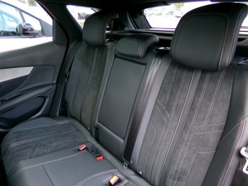 Peugeot 3008 GT HYBRID4 300 e-EAT8 4×4 full