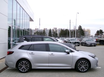 Toyota Corolla TS STYLE TECH 1.8 HYBRID CVT full