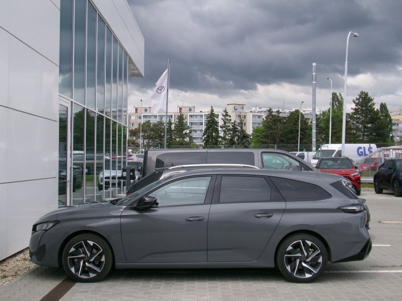 Peugeot 308 SW ALLURE 1,2 PureTech 96kW AT full