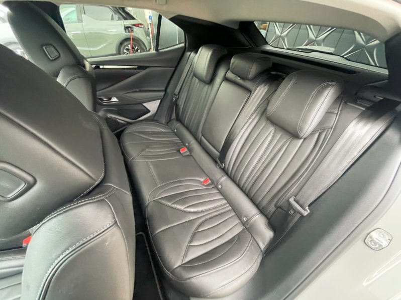 DS Automobiles DS4 RIVOLI 1.6 E-Tense 165 kW full
