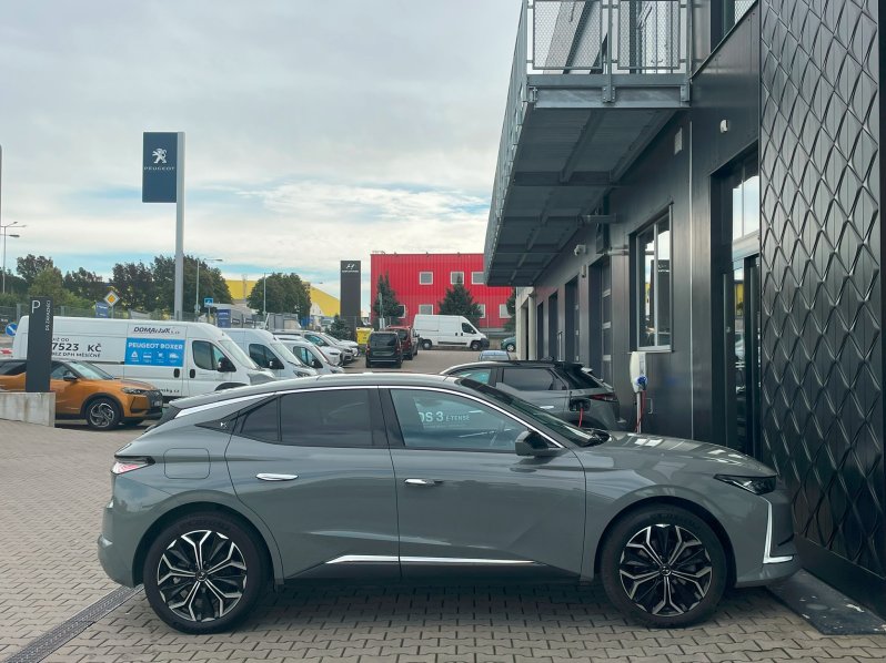 DS Automobiles DS4 RIVOLI 1.6 E-Tense 165 kW full