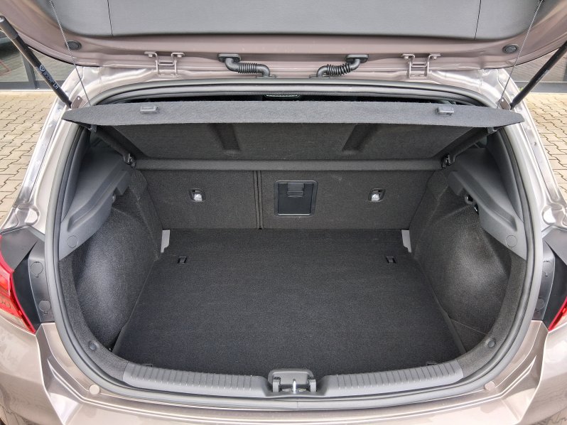 Hyundai i30 N LINE 1.5 T-GDi 117 kW full