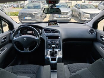 Peugeot 5008 ALLURE 1.6 HDi 84 kW full