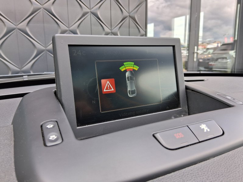 Peugeot 5008 ALLURE 1.6 HDi 84 kW full