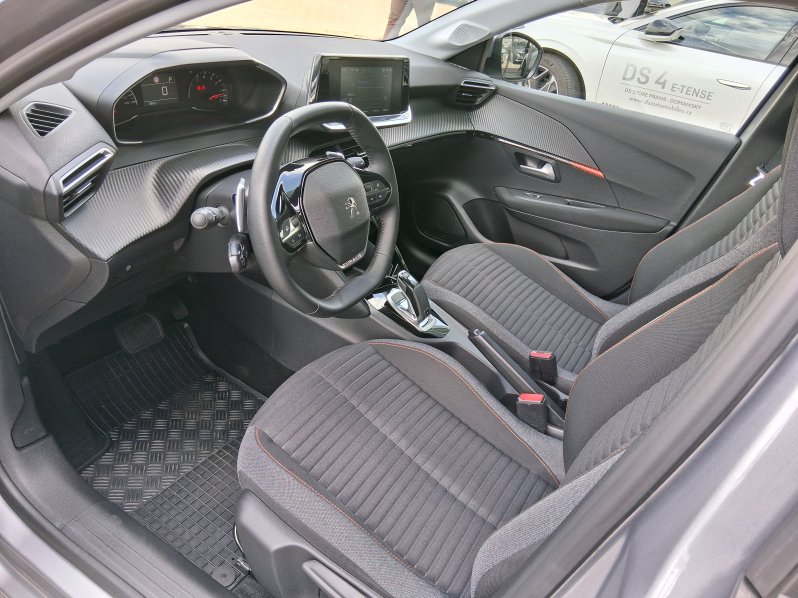 Peugeot 208 ACTIVE PACK  1.2 PT 74 kW full