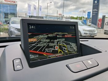 Peugeot 5008 ALLURE 1.6 HDi 84 kW full