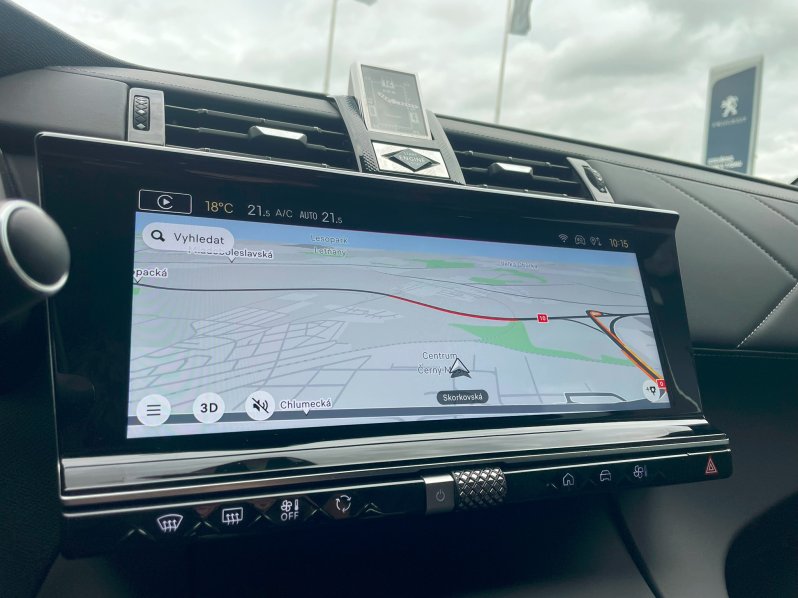 DS Automobiles DS7 CROSSBACK RIVOLI 1.6 E-Tense 4×4 221 kW full