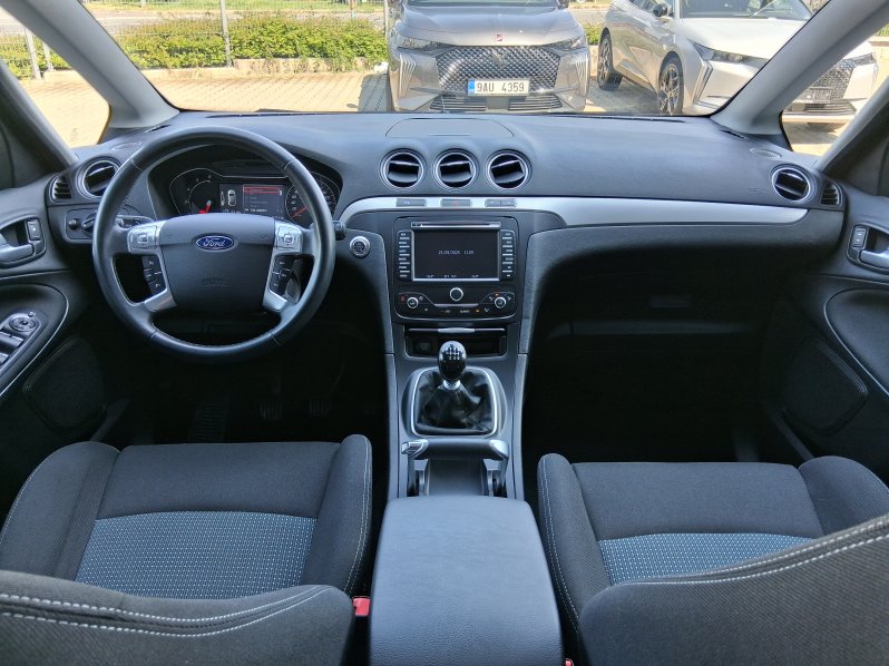 Ford S-MAX TITANIUM 2.0 TDCi 120 kW full