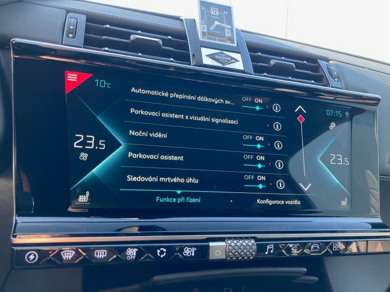 DS Automobiles DS7 CROSSBACK RIVOLI 1.6 E-Tense 4×4 221 kW full