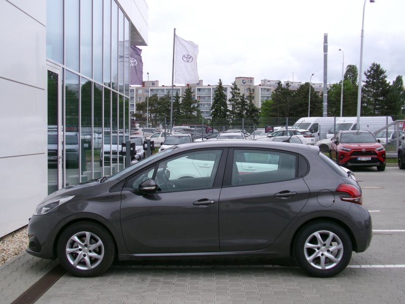 Peugeot 208 ACTIVE+ 1,2 PureTech 61kW full