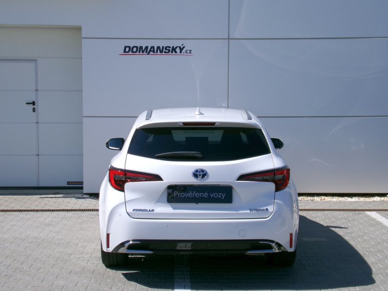 Toyota Corolla STYLE TECH 1,8 HEV 103kW AT full