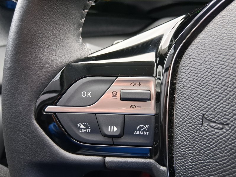 Peugeot 308 ALLURE 1.5 BHDi 96 kW full