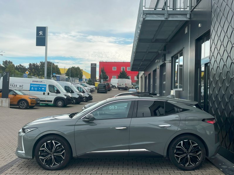 DS Automobiles DS4 RIVOLI 1.6 E-Tense 165 kW full