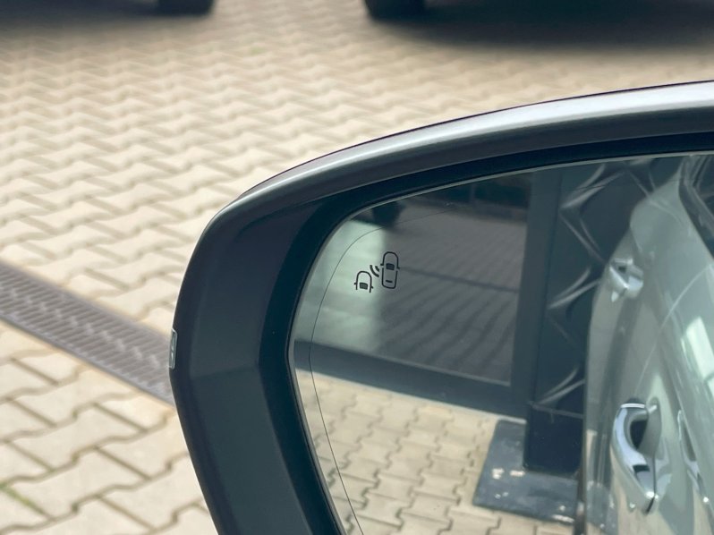 DS Automobiles DS7 CROSSBACK RIVOLI 1.6 E-Tense 4×4 221 kW full