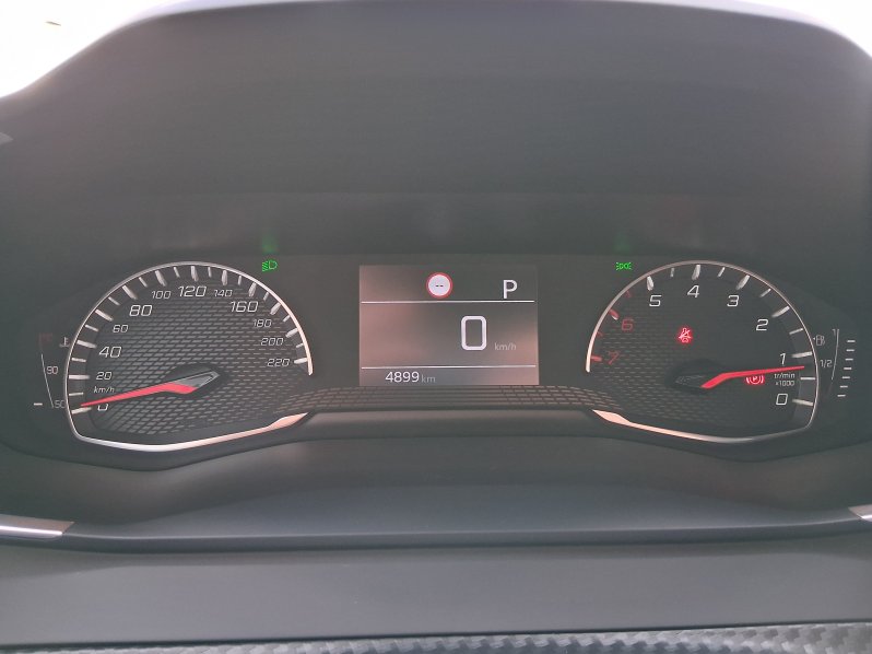 Peugeot 208 ACTIVE PACK  1.2 PT 74 kW full