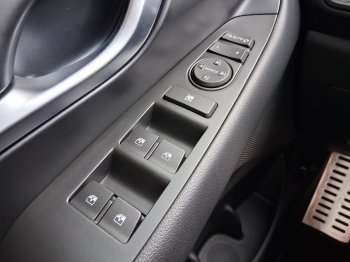Hyundai i30 N LINE 1.5 T-GDi 117 kW full