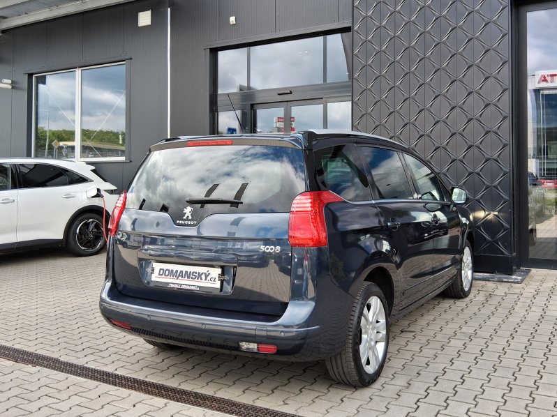 Peugeot 5008 ALLURE 1.6 HDi 84 kW full