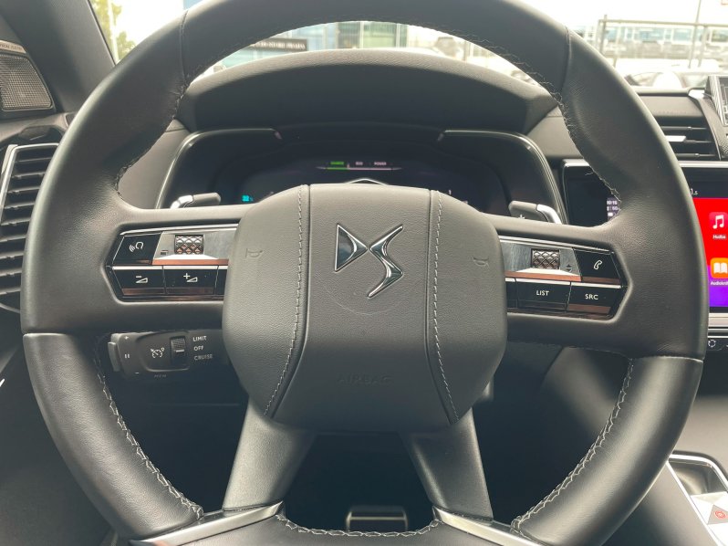 DS Automobiles DS7 CROSSBACK RIVOLI 1.6 E-Tense 4×4 221 kW full