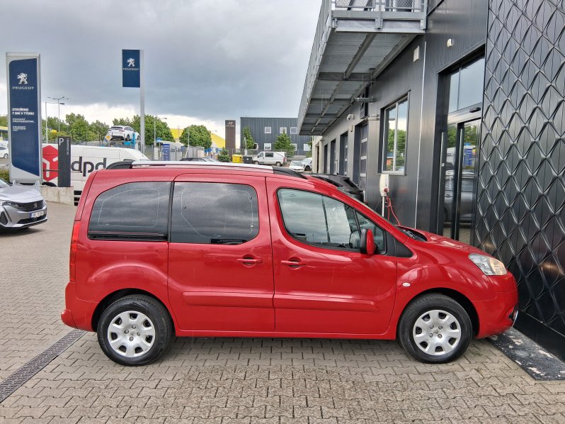 Peugeot Partner Tepee PREMIUM 1.6 HDi 66 kW full